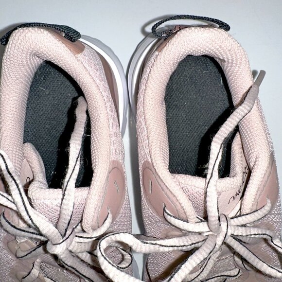 Nike Renew - Picture 9 of 12